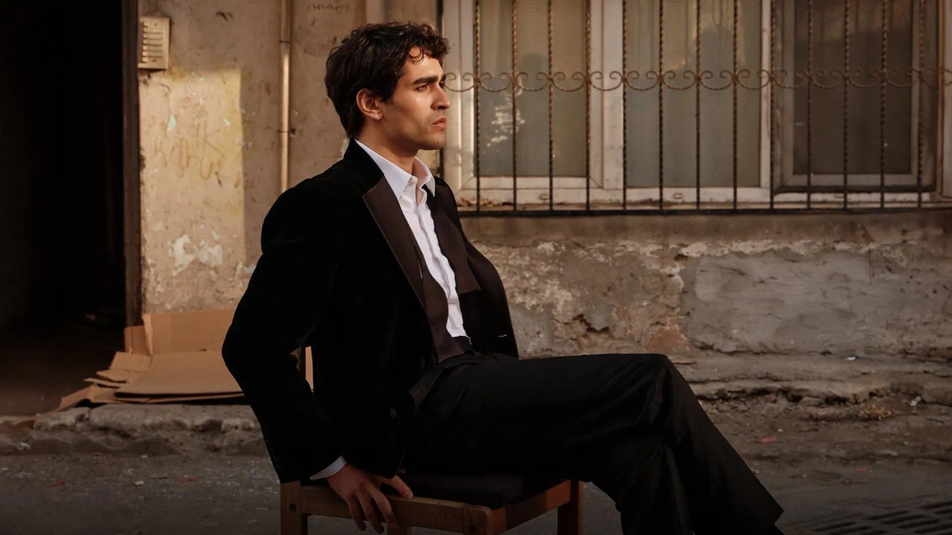 مسلسل الشجاع الموسم 1 الاول مترجم